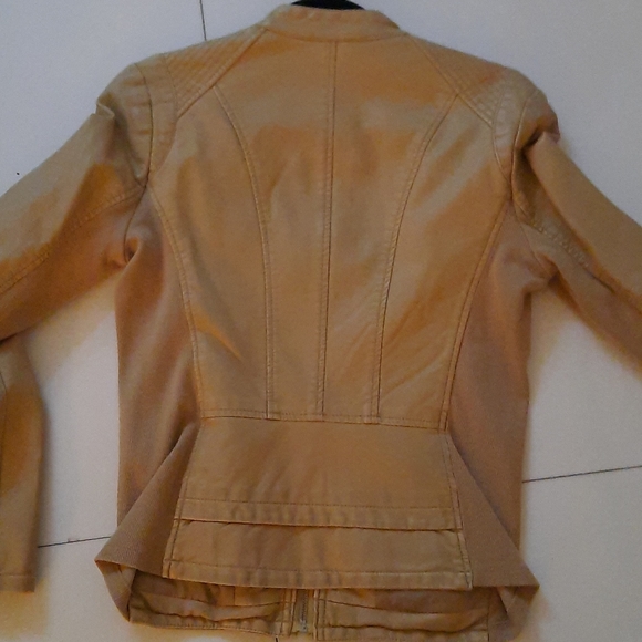 Jacket not leather from Express - Picture 4 of 4